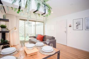 NAX Apartments by Liiiving