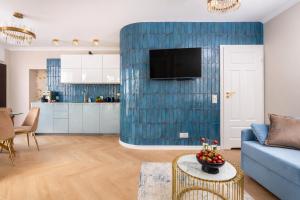 6 Apartments toghether in one offer Groups Families Parking AC WiFi Jacuzzi