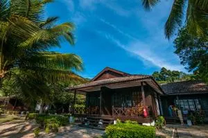 停泊岛度假村 - 热浪岛