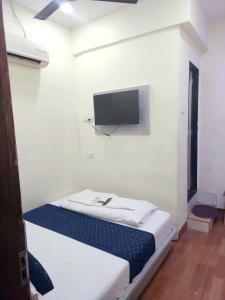 Hotel Mint Park AL Maqam - Near Mohammad Ali road Mumbai