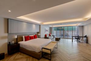 Isaaya Hotel Boutique by WTC