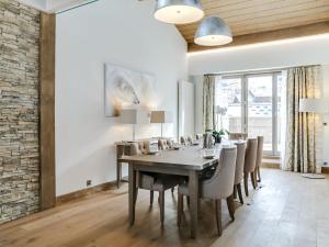 Spacieux appartement 5 pièces à Courchevel, 11 pers. - FR-1-562-31