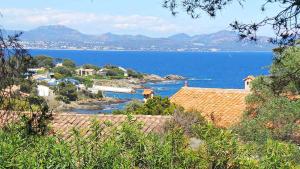 Villa de charme à 250m de la plage, belle vue mer
