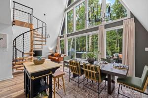 Frog Hollow - A-Frame Retreat by Stay with Branch