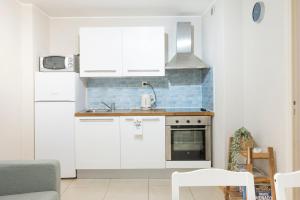 2 bedroom apartment in the center of Nice old town
