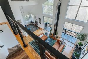 Stay With Branch Ridgeview Nature Retreat