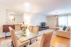 Comfortable & Quiet 3BR near Metro by LovelyStay