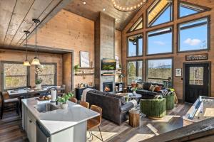 Bear Valley Luxe Retreat | Indoor Pool & Hot Tub by StayLage