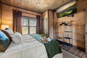 Bear Valley Luxe Retreat | Indoor Pool & Hot Tub by StayLage