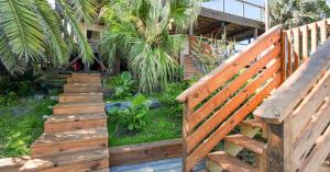 6BR Lakefront Home w Game Room | Near the Beach