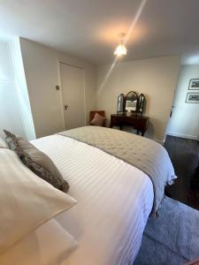 Quaint Cottage in the heart of Kinsale Town