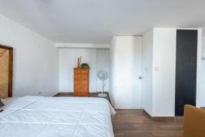 Depto. junto al Callejón de los Sapos: Confort+Est