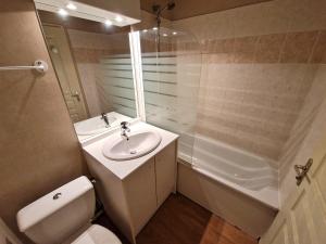 Appartement 4 pièces, 6-8 pers, au pied des pistes - FR-1-265-192