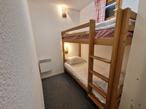 Appartement 4 pièces, 6-8 pers, au pied des pistes - FR-1-265-192