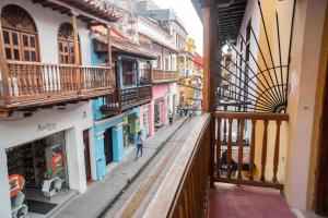 Casa Moneda 3 House Old city Pool near clock tower