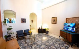 Tropical Paradise in the Centro Historico of Merida