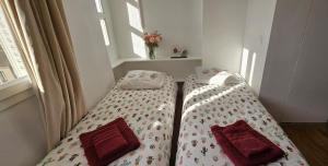 3 bedroom apartment with Eiffel Tower view