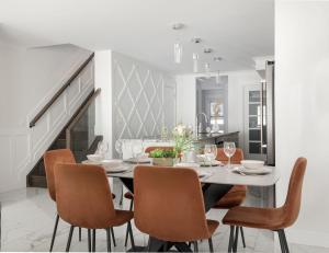 Family friendly Lux house Near University Train Hospital