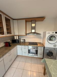 Spacious House in Marnach, Private Parking, near Shopping Mall