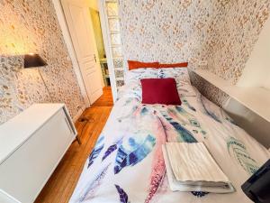 11 Historic Le Sentier flat near Louvre & Metro