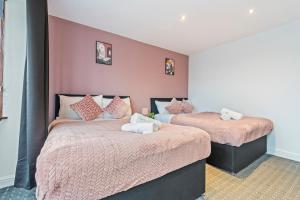 Sleeps 12 - Contractors - Groups - Families