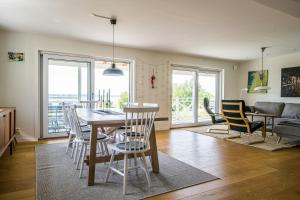 Modern Holiday Home With View And Boat In Aspö