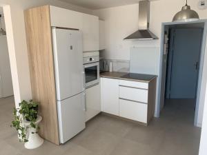 Hyères Port : Duplex climatisé, 6 pers, vue mer, parking - FR-1-335-150