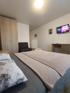 Днепр олександра кониского 17а