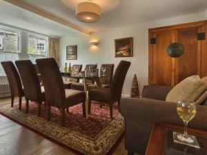 4 Bed in Near Sawrey LCC33