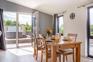 2 Bed in Somerton oc-s32606