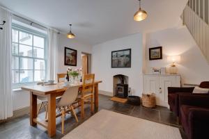 2 Bed in Polruan oc-p00697