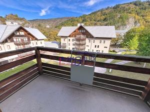 Duplex 3 pièces - 6 couchages - Piscine couverte - Parking - FR-1-854-11