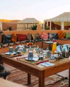Merzouga dunes erg chabbi Camp