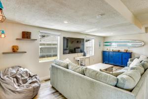 Less Than 1 Mi to Ramp! Boaters Retreat in Edgewater