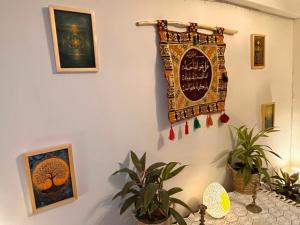 Spacious 2BR Apartment with Courtyard in Zamalek, Cairo - Near Nile