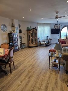 Experience luxury at the seaside