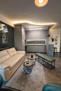 2-Bedroom Luxe with FREE parking by He-Ra Apartments Skopje
