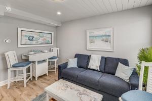 Walk to Beach and Boardwalk! Wildwood Crest Getaway