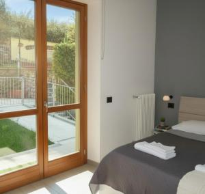 Cantaria Apartments Argegno - Lakeview Terrace & Pool