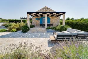 Stonehouse Milan