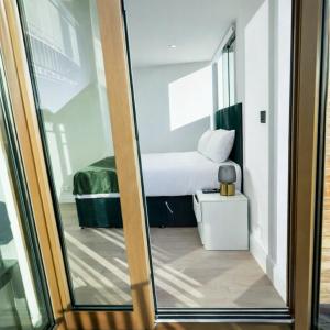 Upton park Plaistow East Ham Canning Town Apartment in London