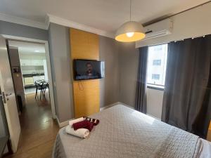 Hotel Aeroporto Congonhas com cozinha e sacada 1108 S