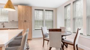 Landing Stunning 2BD Gym Pool