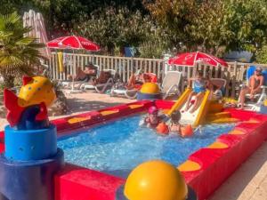 Mobil Home à Junas, 24m², 2 Chambres, Jardin Privé - API-1-52-1828