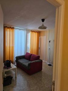 Charming 3-Bedroom Apartment in Saint-Pierre-des-Corps