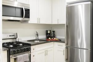 75-2B Prime Upper East Brand New 1BR W D Elev