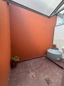 Departamento luminoso con balcón