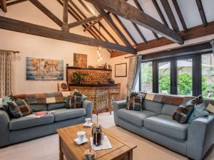 3 Bed in Trimingham 83711