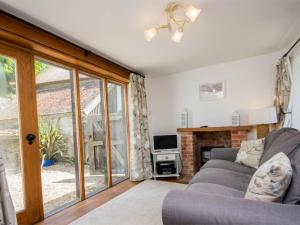 3 Bed in Wareham oc-dc023