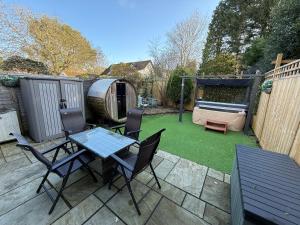 Bournemouth Hot Tub & Sauna Holiday Let